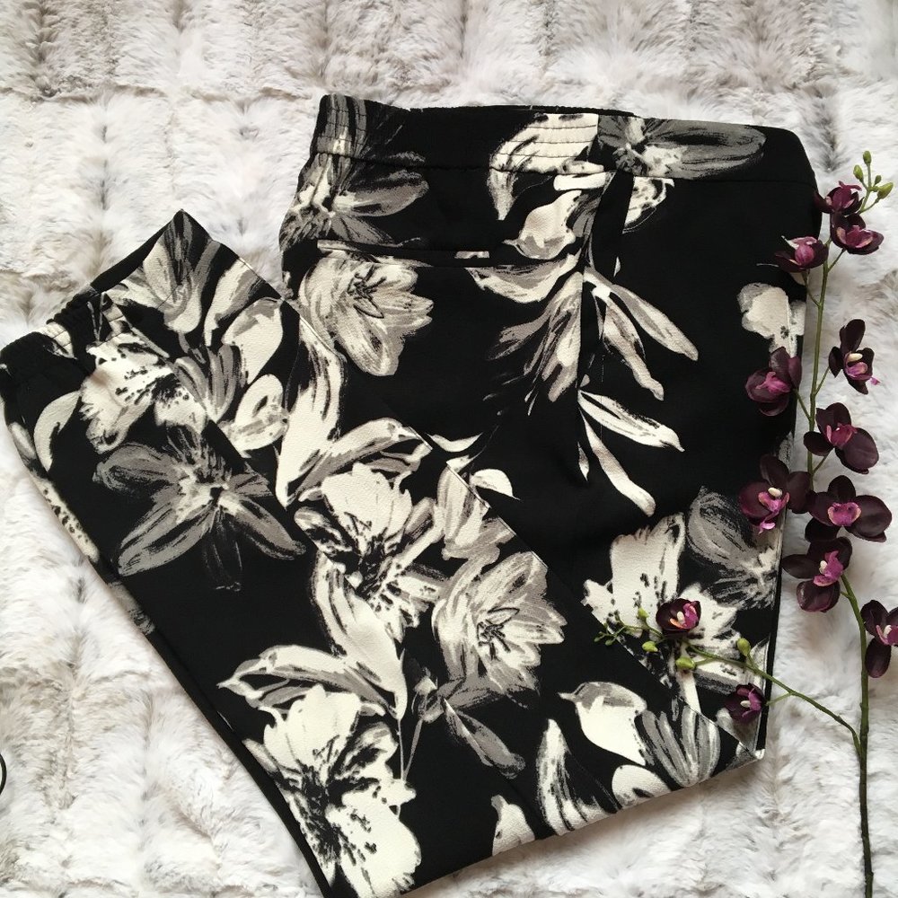 Katherine Barclay Floral Pants Size 10